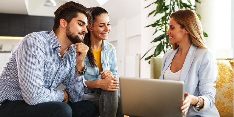 מה ההבדל בין הלוואה חוץ בנקאית לבין הלוואות בערבות מדינה?